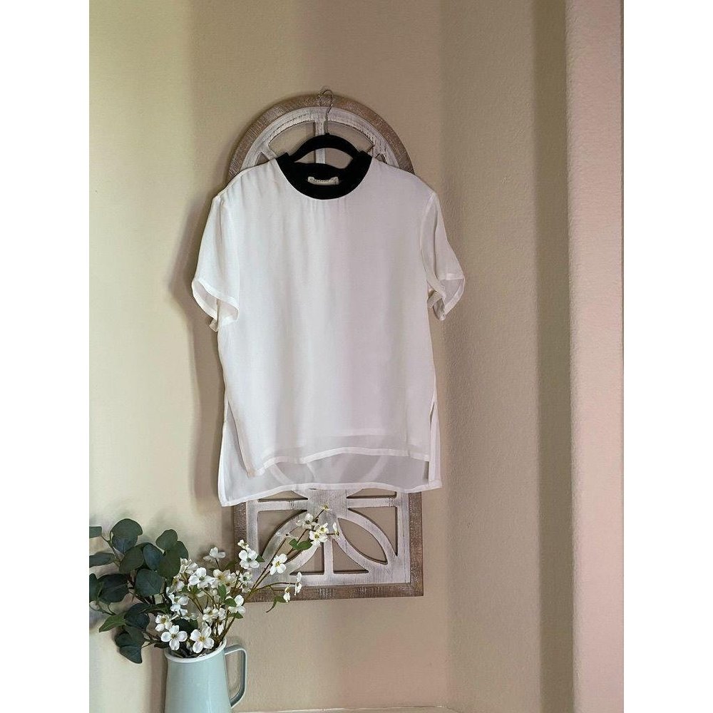 Nicole Miller Artelier	silk blouse		silk blouse	li